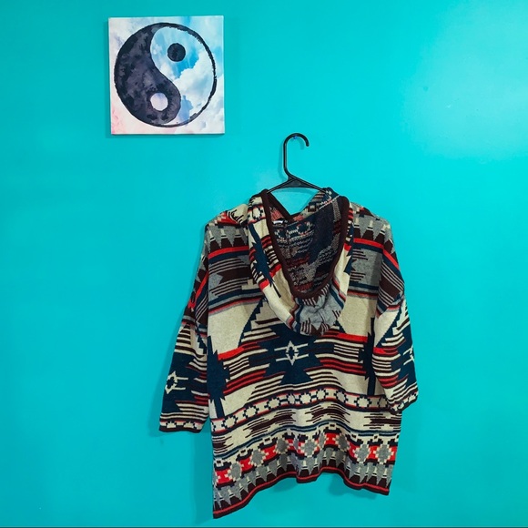 Tribal Patterned Tunic Style Hoodie - Picture 2 of 2